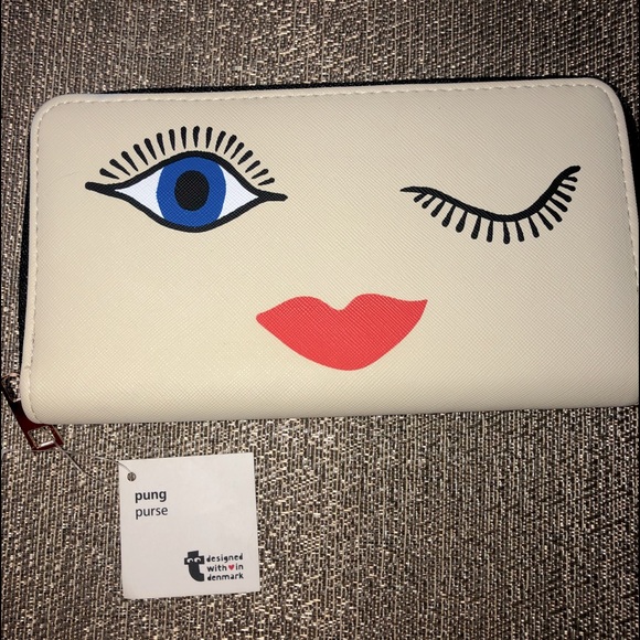 tdesigned with love in denmark Handbags - NWT T designed with❤️in Denmark zipper wallet